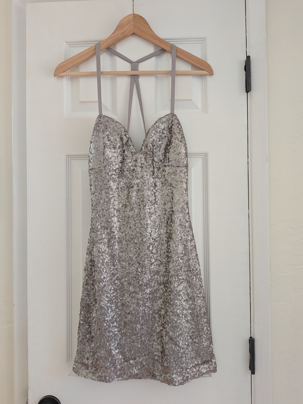Hot Miami Styles Women's Silver Sequin Strappy Mini Dress Zip Back Size Medium